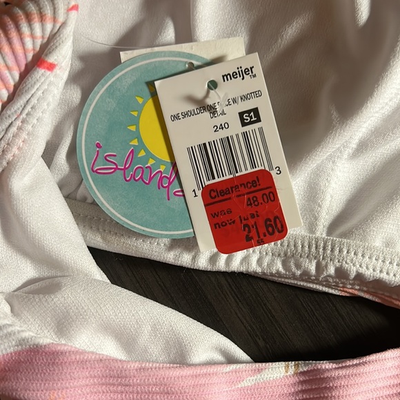 Brand New Bathing Suit with padding - Picture 6 of 6